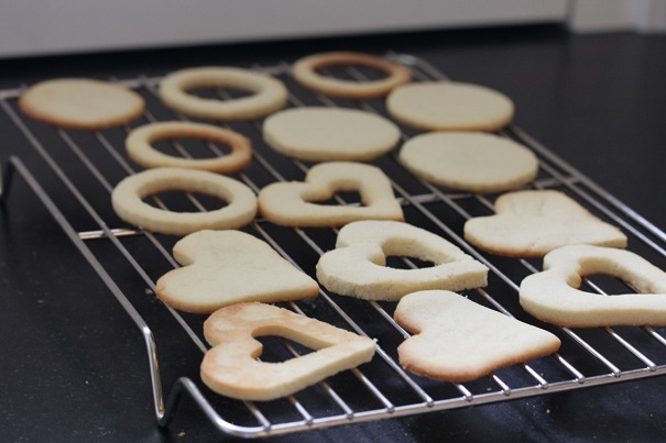 Cookies cooling - I Heart Jam Hearts