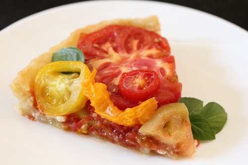 tomato tart slice