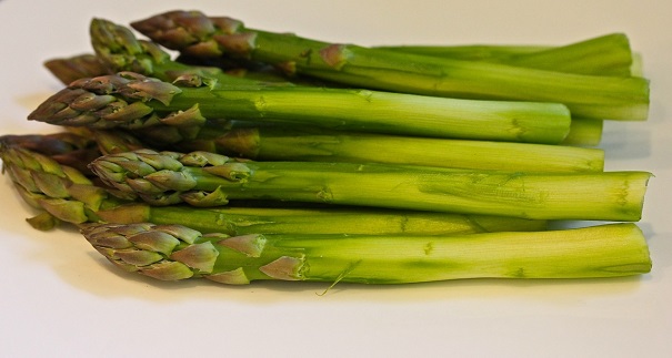 Laura Bush's Beef Tenderloin -asparagus