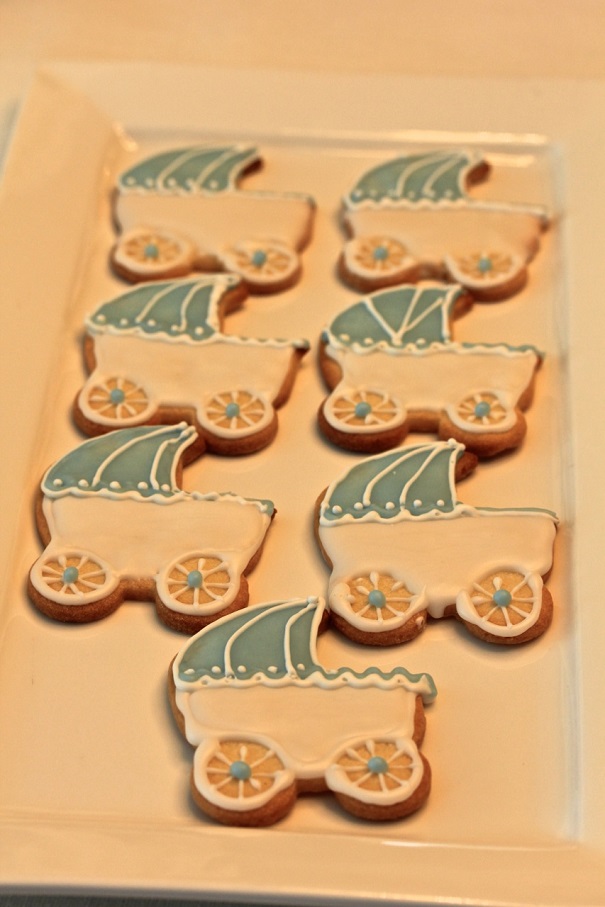 baby shower carriage cookies