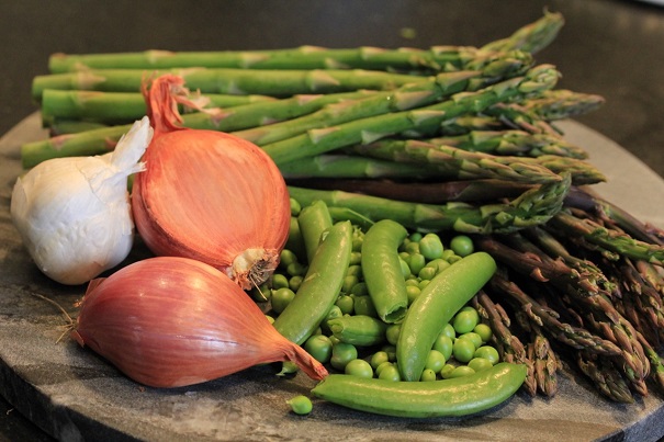 Halibut with Asparagus on Americas-Table.com